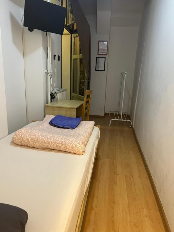 Kalvin 7Rooms Budapest Exteriör bild